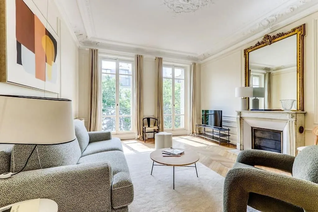 La Fleur Du Bosquet - Sumptuous- Eiffel Tower View Apartment Paris